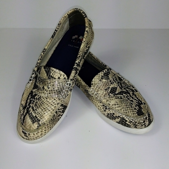 Cole Haan Shoes - Cole Haan Slipon shoe